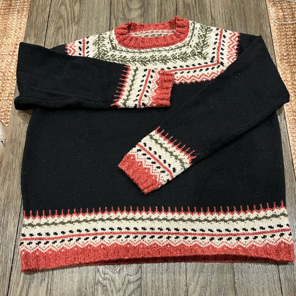 Nordic Black and Red Crew Neck Sweater